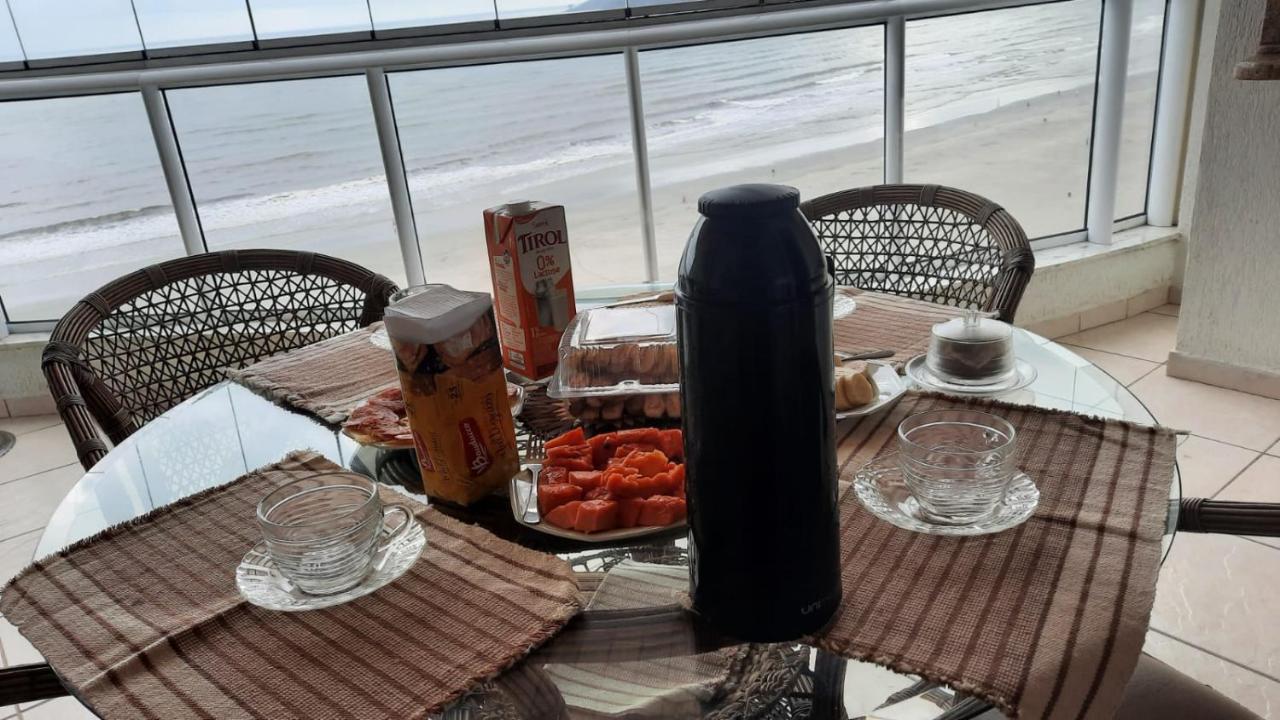 Apto 3 Quartos No Centro A Beira Mar Balneario Camboriu Dış mekan fotoğraf